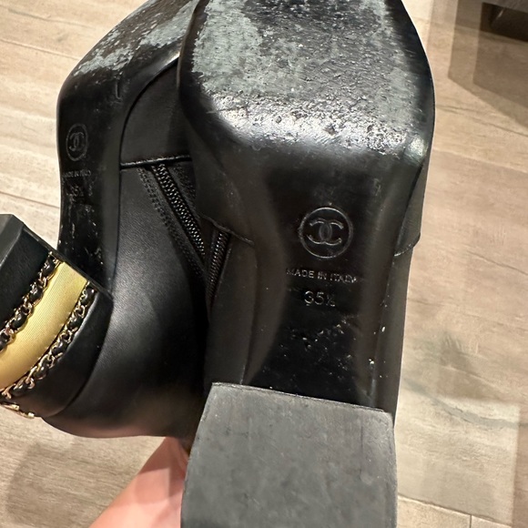 CHANEL ANKLE BOOTS SIZE 35.5 - Picture 5 of 5